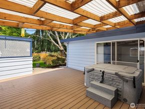 2352 N 192nd Street, Shoreline WA 98133