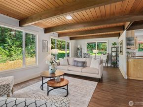 14530 262nd Avenue SE, Issaquah WA 98027