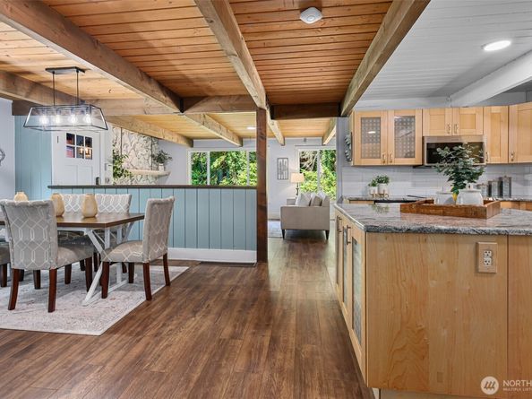 14530 262nd Avenue SE, Issaquah WA 98027