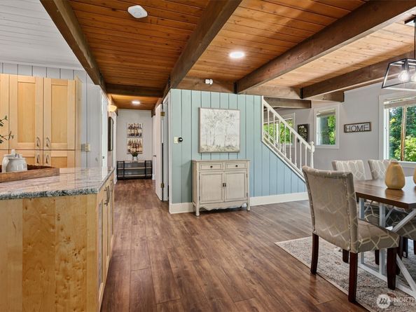 14530 262nd Avenue SE, Issaquah WA 98027