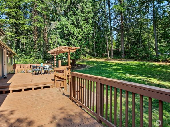 14530 262nd Avenue SE, Issaquah WA 98027