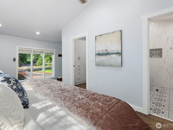 14530 262nd Avenue SE, Issaquah WA 98027