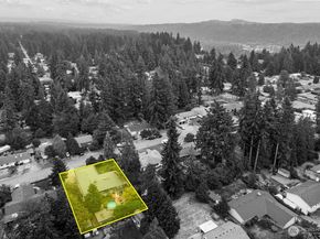 14205 143rd Avenue SE, Renton WA 98059
