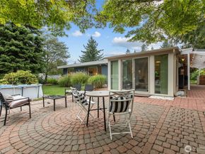 14205 143rd Avenue SE, Renton WA 98059