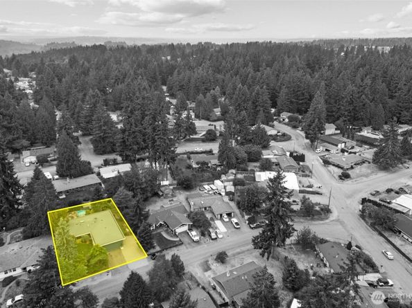 14205 143rd Avenue SE, Renton WA 98059