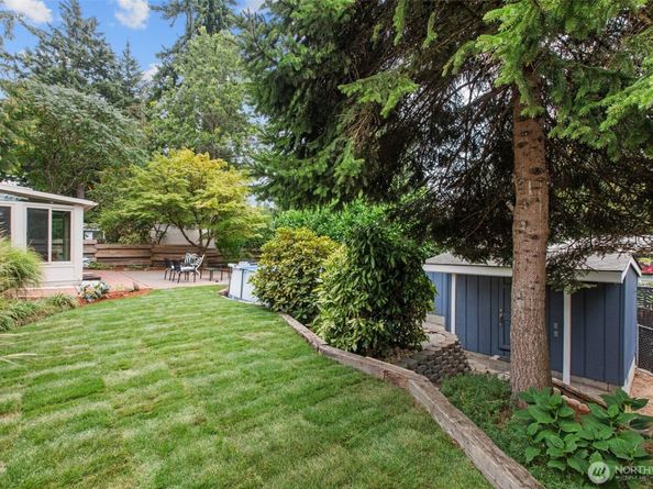 14205 143rd Avenue SE, Renton WA 98059