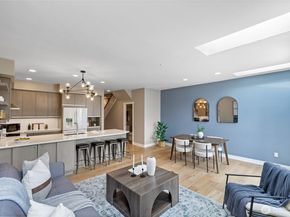 15606 134th Place NE 18B, Woodinville WA 98072