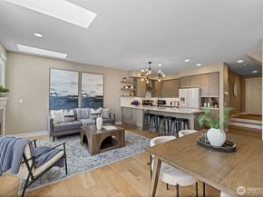 15606 134th Place NE 18B, Woodinville WA 98072