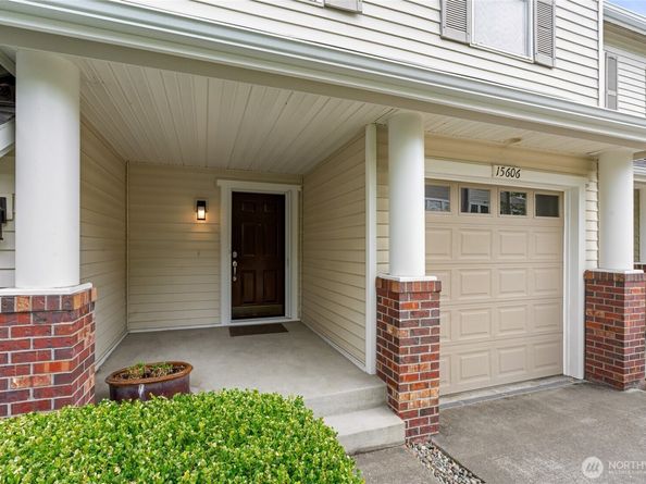 15606 134th Place NE 18B, Woodinville WA 98072