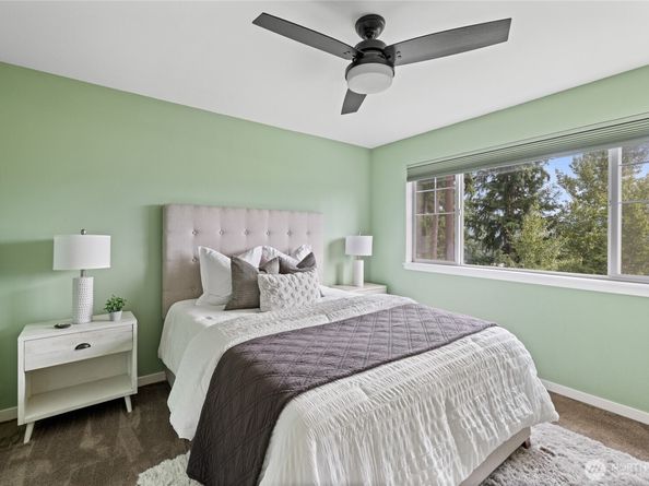 15606 134th Place NE 18B, Woodinville WA 98072