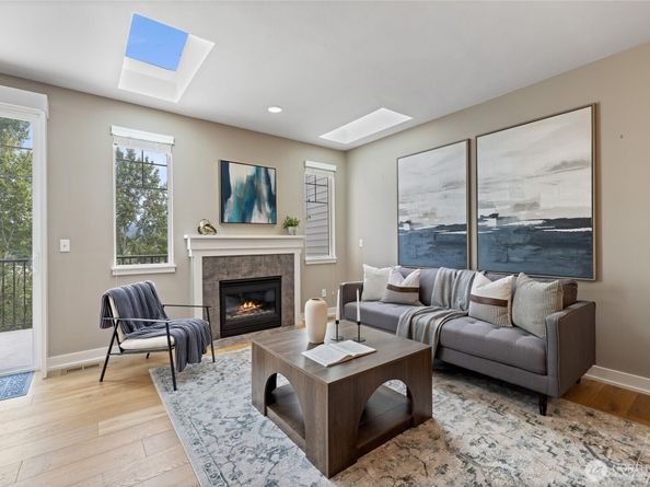 15606 134th Place NE 18B, Woodinville WA 98072
