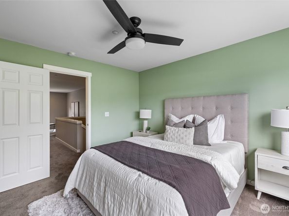 15606 134th Place NE 18B, Woodinville WA 98072