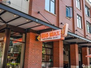 2531 1st Avenue N, Seattle WA 98109