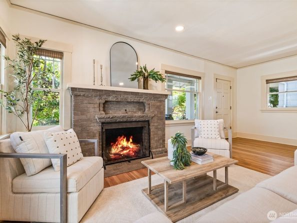 2531 1st Avenue N, Seattle WA 98109