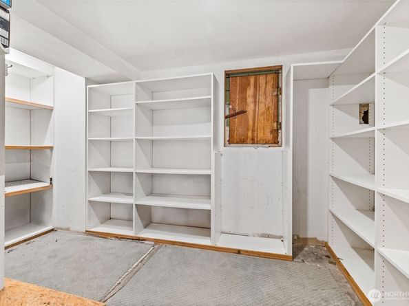 2531 1st Avenue N, Seattle WA 98109