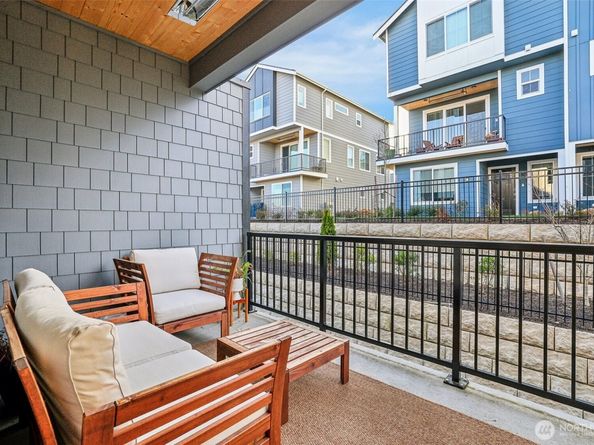 22924 80th Place W B, Edmonds WA 98026