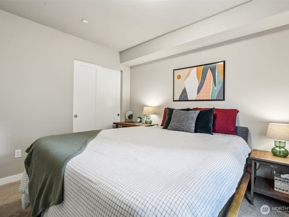 22924 80th Place W B, Edmonds WA 98026