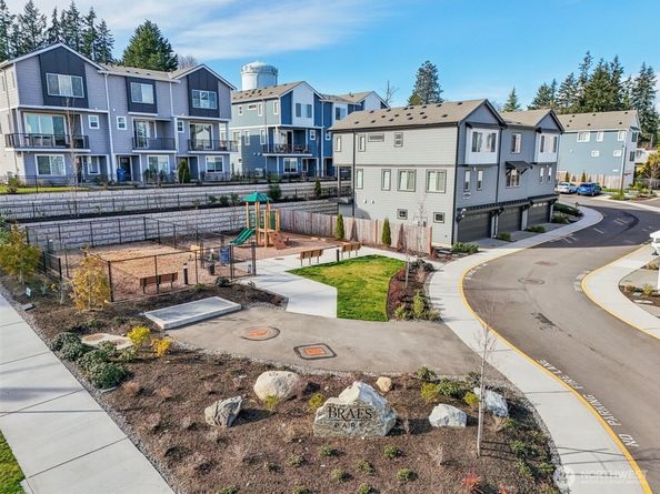 22924 80th Place W B, Edmonds WA 98026