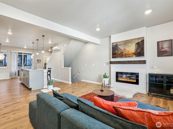 22924 80th Place W B, Edmonds WA 98026