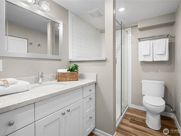 5625 SW Hanford Street, Seattle WA 98116