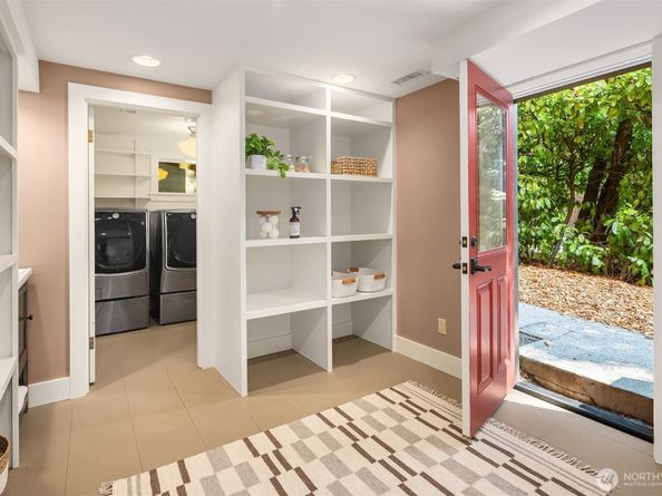 3322 E Terrace Street, Seattle WA 98122