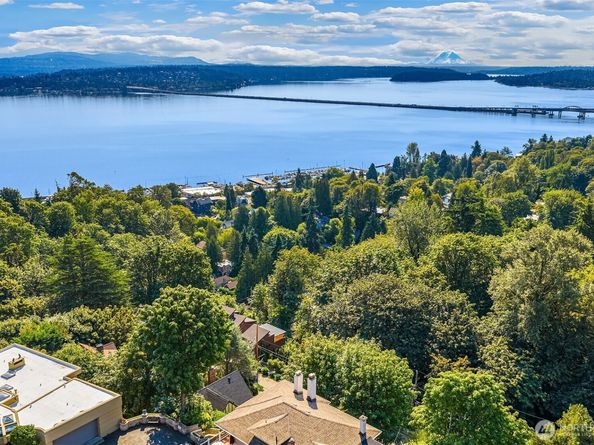 3322 E Terrace Street, Seattle WA 98122
