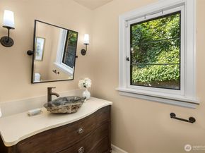 3322 E Terrace Street, Seattle WA 98122