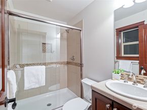 10823 NE 108th Street, Kirkland WA 98033