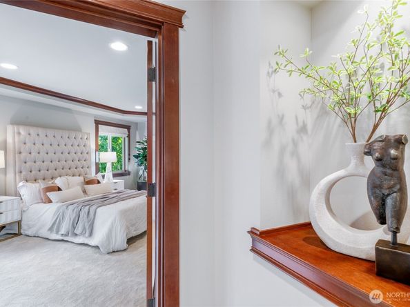 10823 NE 108th Street, Kirkland WA 98033