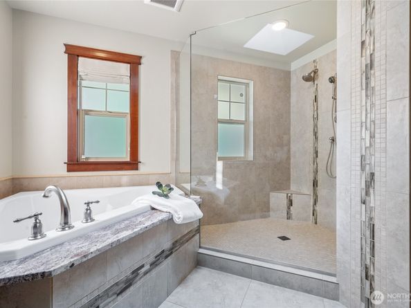 10823 NE 108th Street, Kirkland WA 98033
