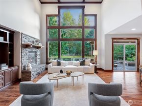 10823 NE 108th Street, Kirkland WA 98033