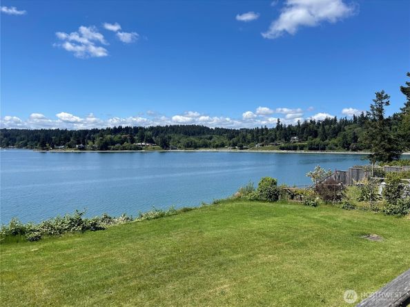 22617 Kingsbury Road SW, Vashon WA 98070