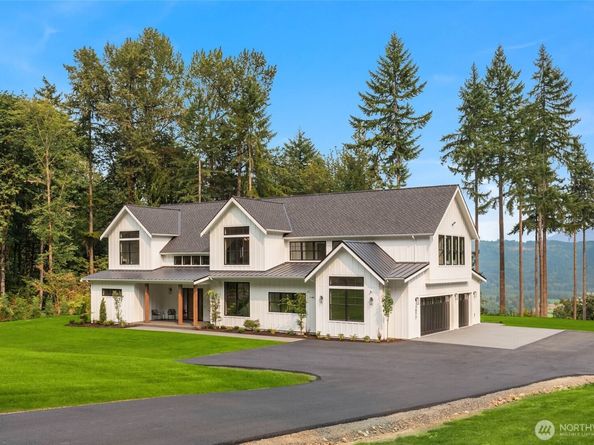 19770 244th Avenue NE, Woodinville WA 98077