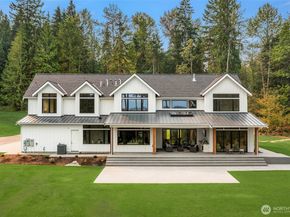 19770 244th Avenue NE, Woodinville WA 98077