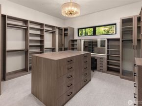 19770 244th Avenue NE, Woodinville WA 98077