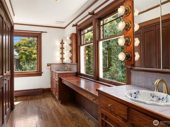 3602 Lakewood Avenue S, Seattle WA 98144