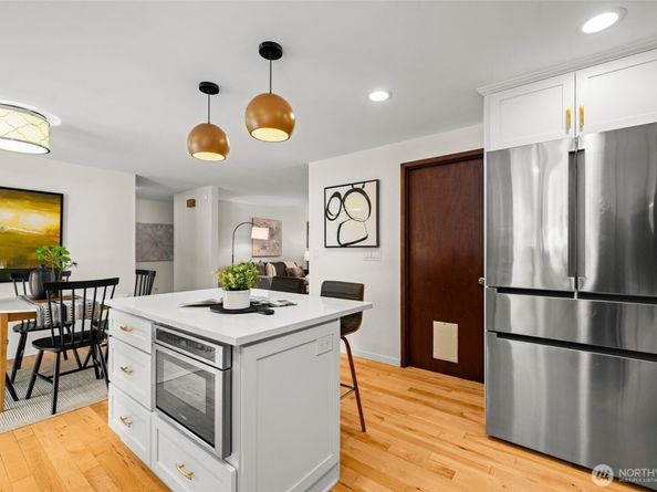 16014 16th Avenue SW, Burien WA 98166