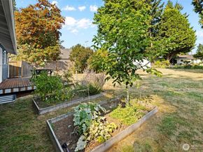 16014 16th Avenue SW, Burien WA 98166