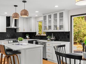16014 16th Avenue SW, Burien WA 98166