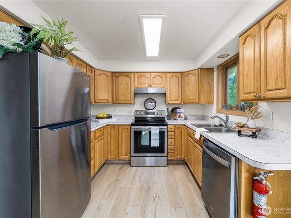 12624 SE 202nd Place, Kent WA 98031
