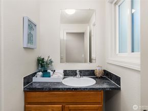 12624 SE 202nd Place, Kent WA 98031