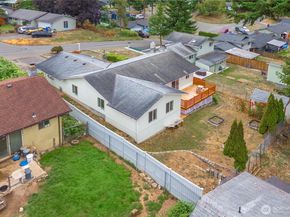 12624 SE 202nd Place, Kent WA 98031