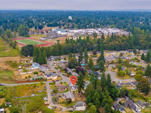 12624 SE 202nd Place, Kent WA 98031