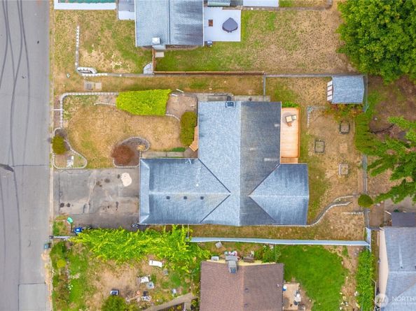 12624 SE 202nd Place, Kent WA 98031