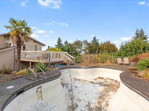 9100 Olympic View Drive, Edmonds WA 98026