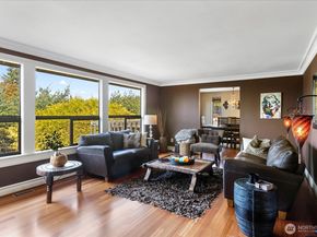 9100 Olympic View Drive, Edmonds WA 98026