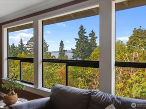 9100 Olympic View Drive, Edmonds WA 98026
