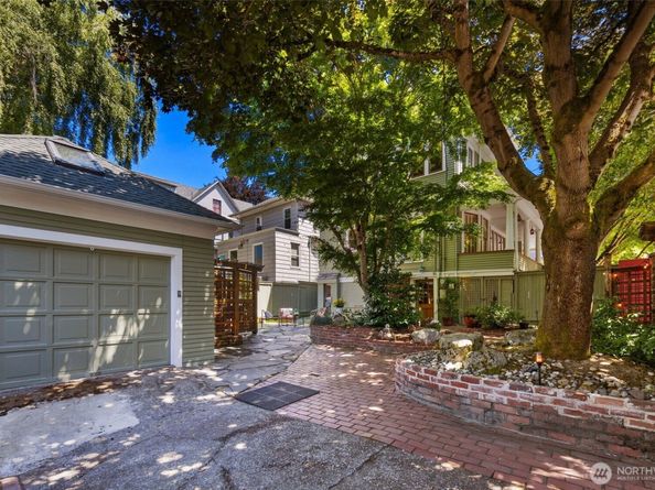 503 12th Avenue E, Seattle WA 98102