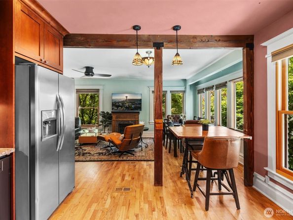 503 12th Avenue E, Seattle WA 98102