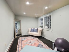 503 12th Avenue E, Seattle WA 98102